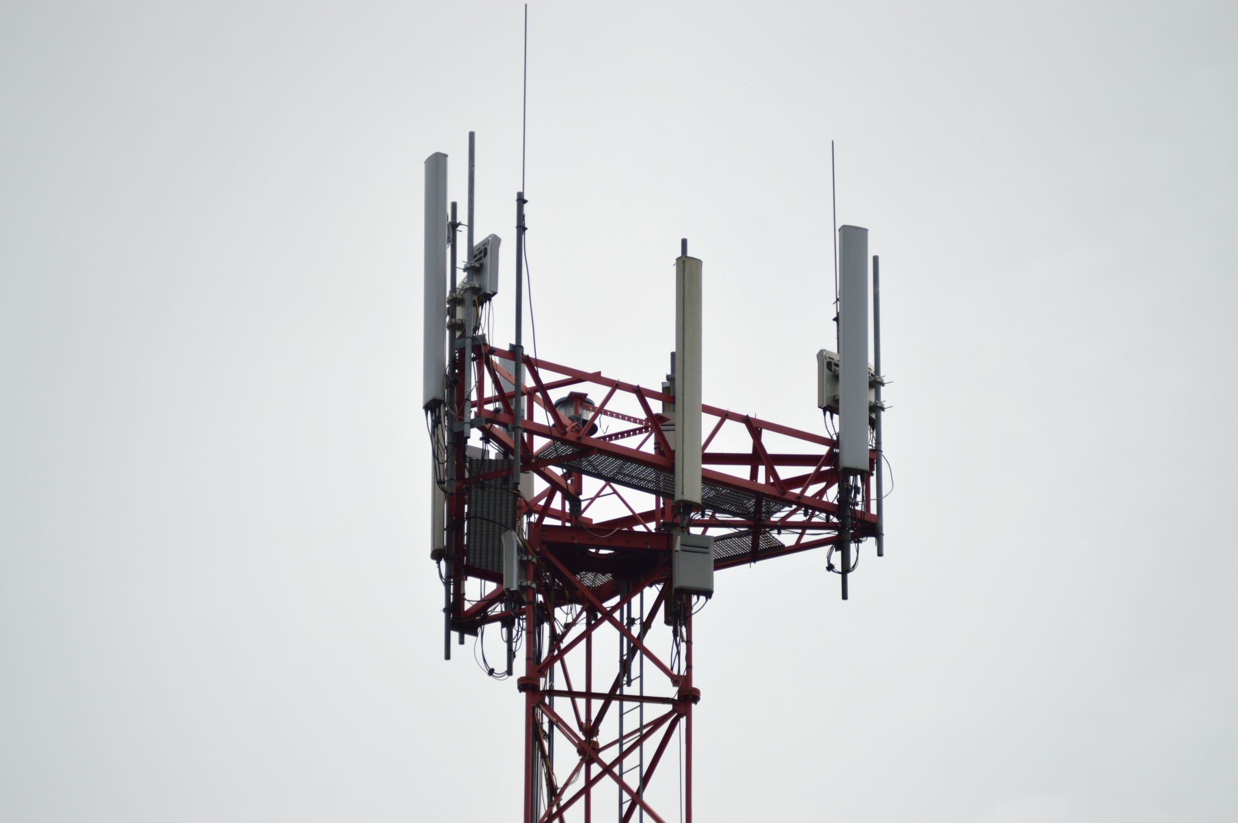 Construction camera connecting to cellular network.